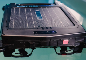 Robo-Tek Mk2 Solar Power Cordless Robotic Pool Skimmer
